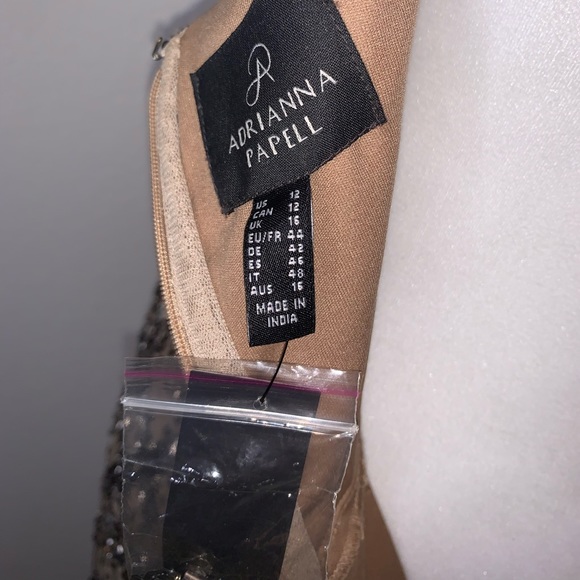 Adrianna Papell Cap Sleeve Beaded Gatsby Gown - Picture 5 of 16